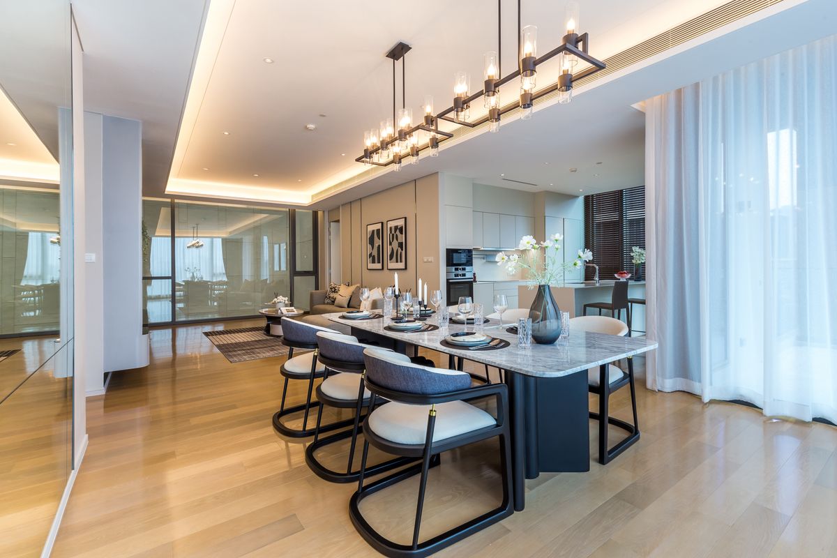 For RentCondoWitthayu, Chidlom, Langsuan, Ploenchit : 🔥For Rent Now🔥 Baan Sindhorn Luxury Residence, an ultra-luxury condo in the heart of Langsuan. 2 bedrooms, 3 bathrooms. Ready to move in❗