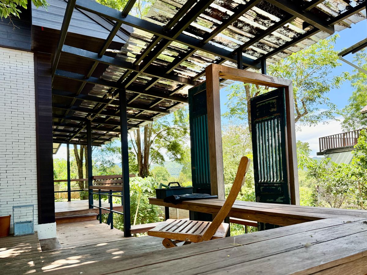 ขายบ้านปากช่อง เขาใหญ่ : ขายบ้านเดี่ยว พักตากอากาศ เขาใหญ่ เหวปลากั้ง  ขนาด 126 ตร.วา พื้นที่ใช้สอย 300 ตร.เมตร