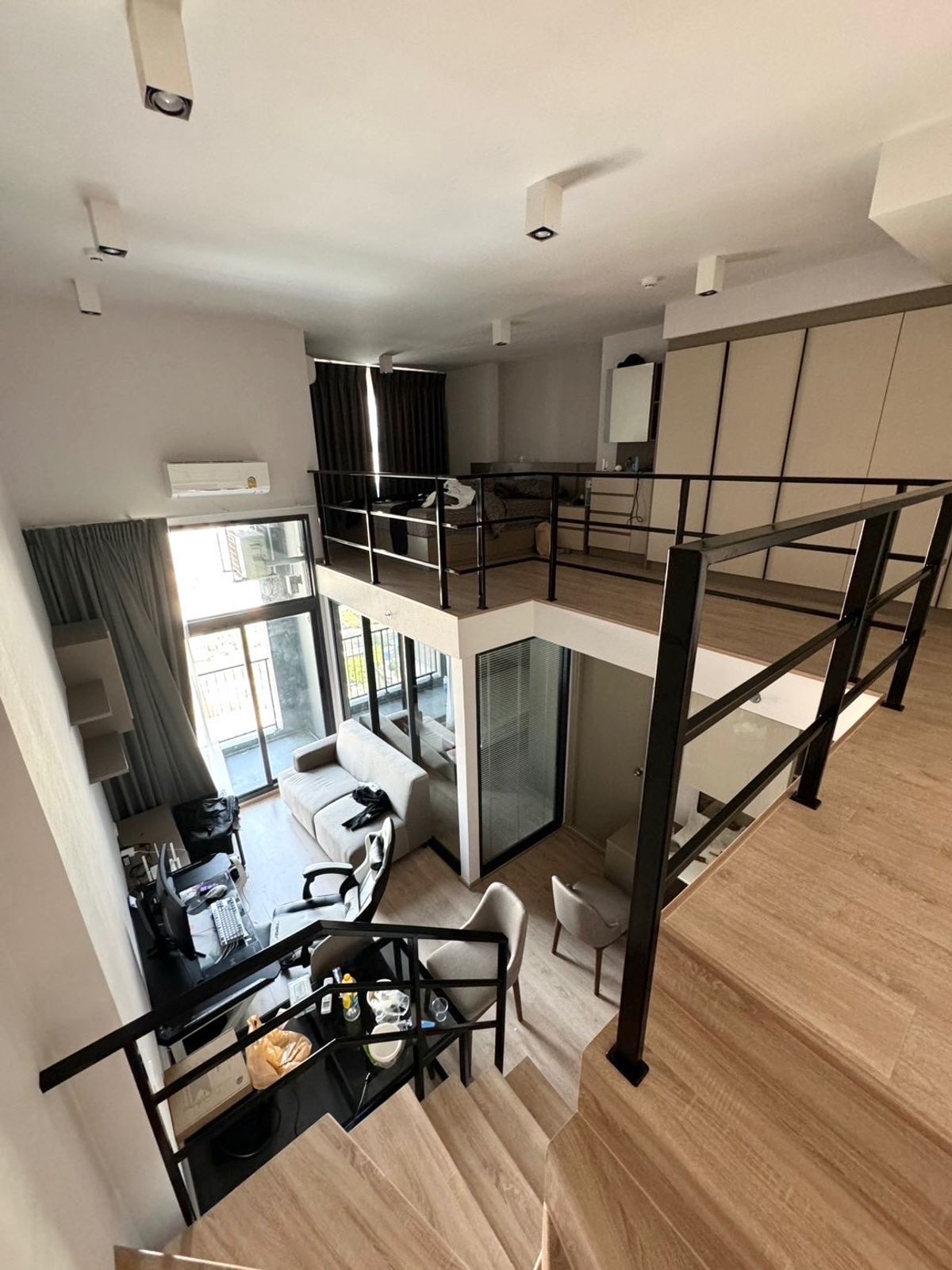 ให้เช่าคอนโดพระราม 9 เพชรบุรีตัดใหม่ RCA : IDEO rama 9 - asoke rent 27,500 baht 
near Central rama9 & MRT rama9