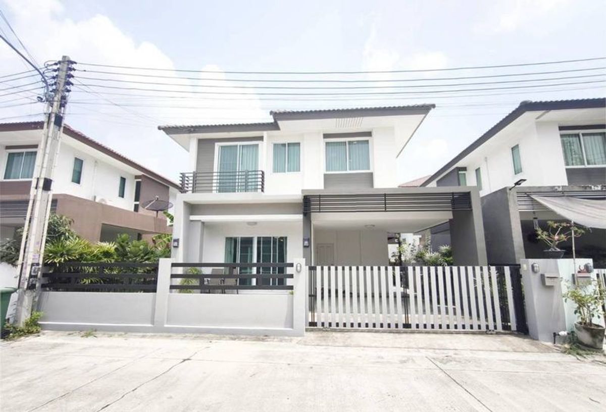 ให้เช่าบ้านพัทยา บางแสน ชลบุรี สัตหีบ : ด่วน! บ้านเช่า โซนบึง ศรีราชา บ้านเดี่ยว 2 ชั้น มบ.เลควัลเล่ย์ บ่อวิน  