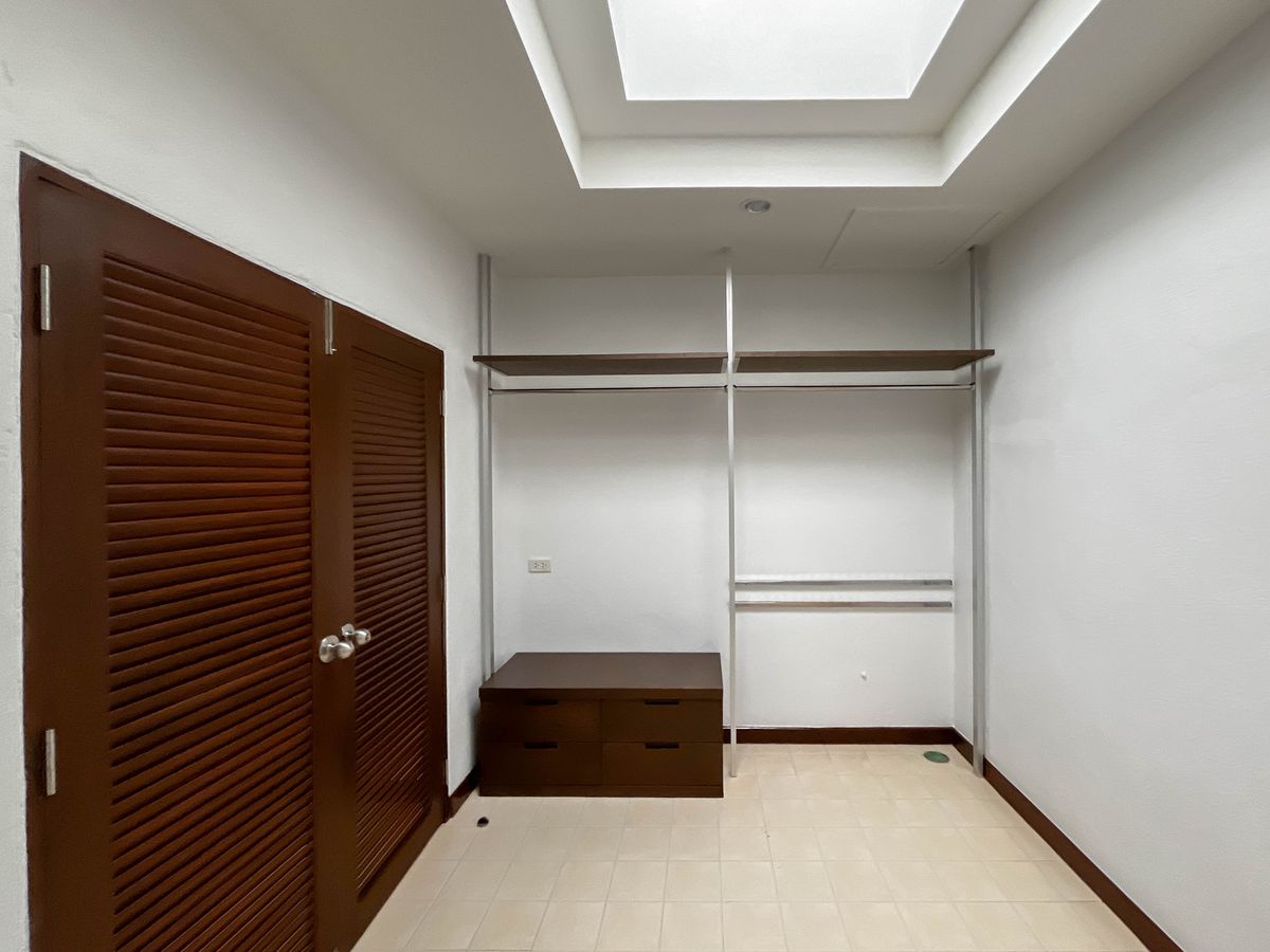 ขายบ้านพัทยา บางแสน ชลบุรี สัตหีบ : ขายวิลล่าชั้นเดียว Green Olive Villa Amata Spring Golf 3 ห้องนอน ริมสนามกอล์ฟ การีนตีบรรยากาศดีแน่นอน [SHNH00012]