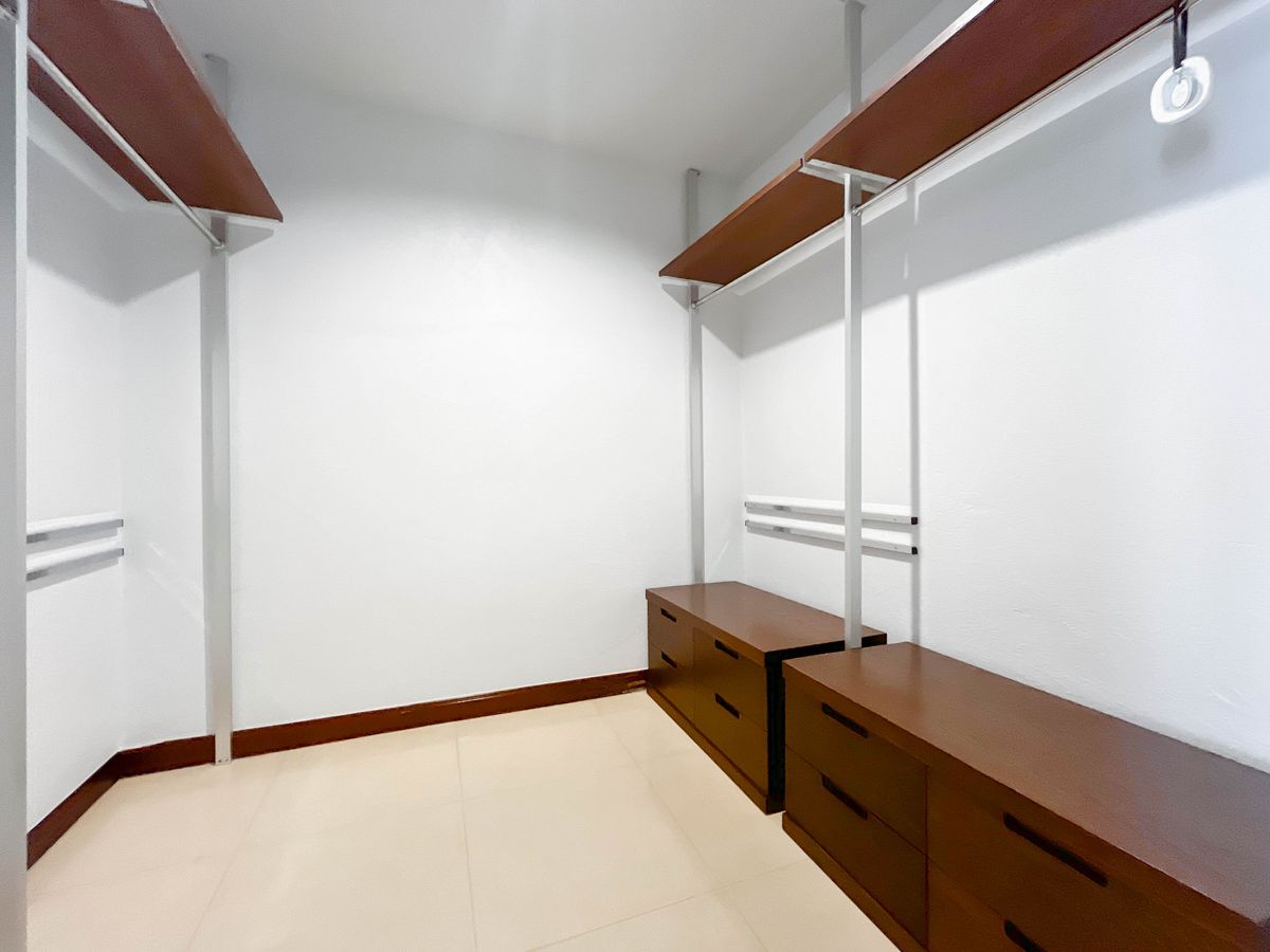 ขายบ้านพัทยา บางแสน ชลบุรี สัตหีบ : ขายวิลล่าชั้นเดียว Green Olive Villa Amata Spring Golf 3 ห้องนอน ริมสนามกอล์ฟ การีนตีบรรยากาศดีแน่นอน [SHNH00012]