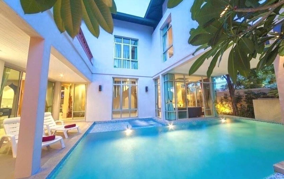 For SalePattaya, Bangsaen, Chonburi : Pool villa, Nagawari Village, near Jomtien Beach, Pattaya