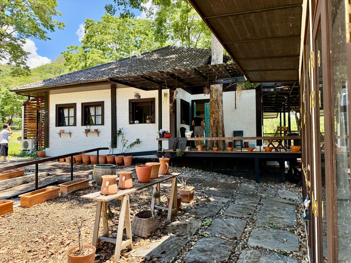 ขายบ้านปากช่อง เขาใหญ่ : ขายบ้านเดี่ยว พักตากอากาศ เขาใหญ่ เหวปลากั้ง  ขนาด 126 ตร.วา พื้นที่ใช้สอย 300 ตร.เมตร