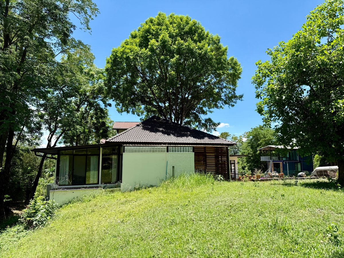 ขายบ้านปากช่อง เขาใหญ่ : ขายบ้านเดี่ยว พักตากอากาศ เขาใหญ่ เหวปลากั้ง  ขนาด 126 ตร.วา พื้นที่ใช้สอย 300 ตร.เมตร