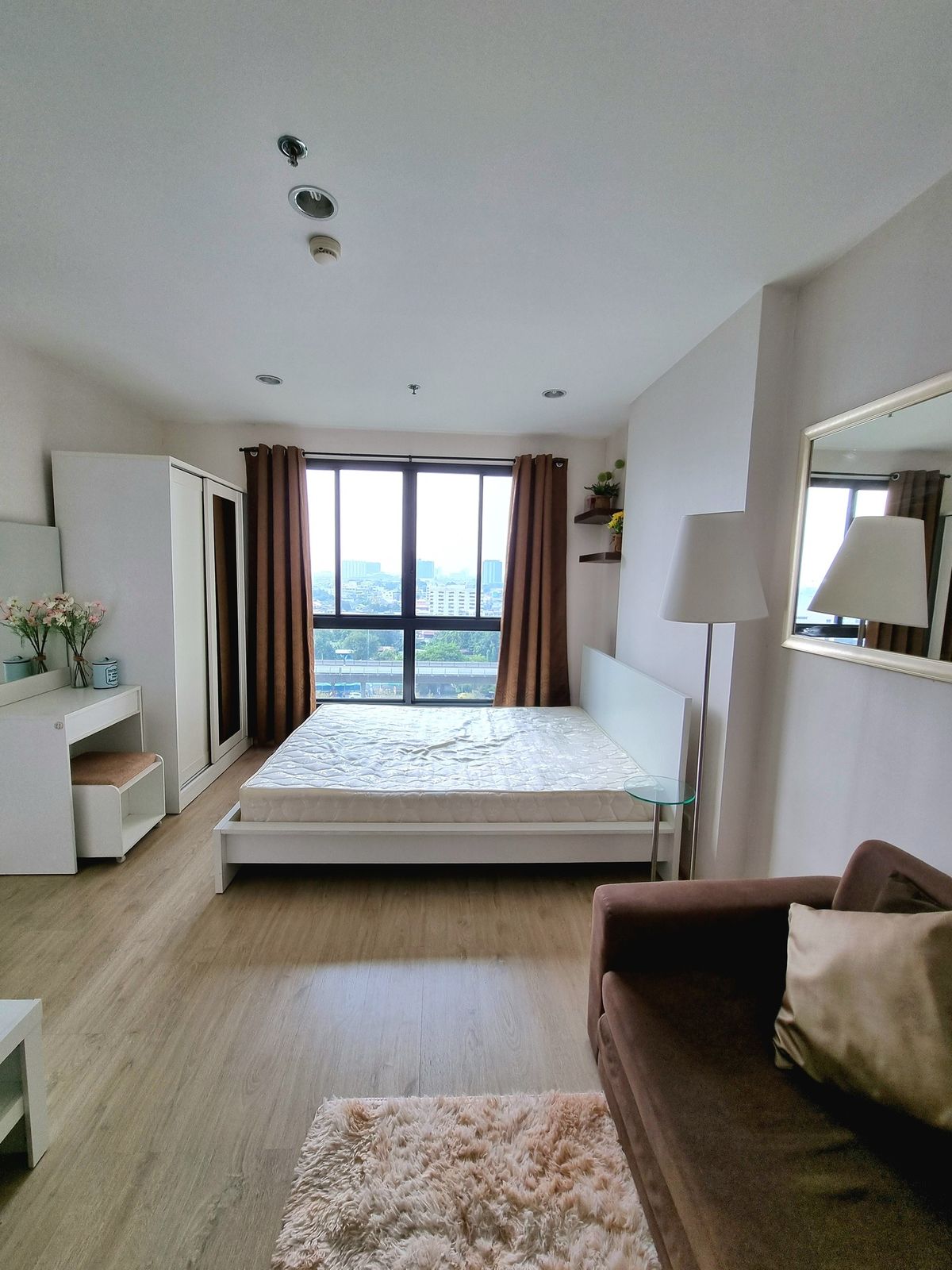ขายคอนโดท่าพระ ตลาดพลู วุฒากาศ : BNC-4098 : ขายคอนโด Ideo Sathorn - Tha Phra