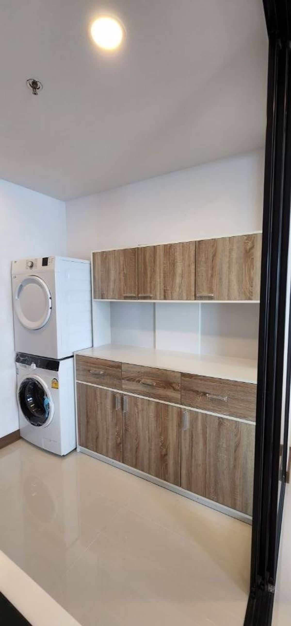 For RentCondoWongwianyai, Charoennakor : Penthouse, beautiful room, spacious, fully furnished, next to BTS Khlong San station