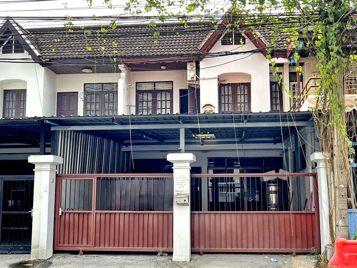 For RentTownhomeRatchadapisek, Huaikwang, Suttisan : HK0500♛ 3 bedroom townhouse for rent ⚝ Huai Khwang ♜MRT Huai Khwang ∞099-5919653,065-9423251▚Line@surreside