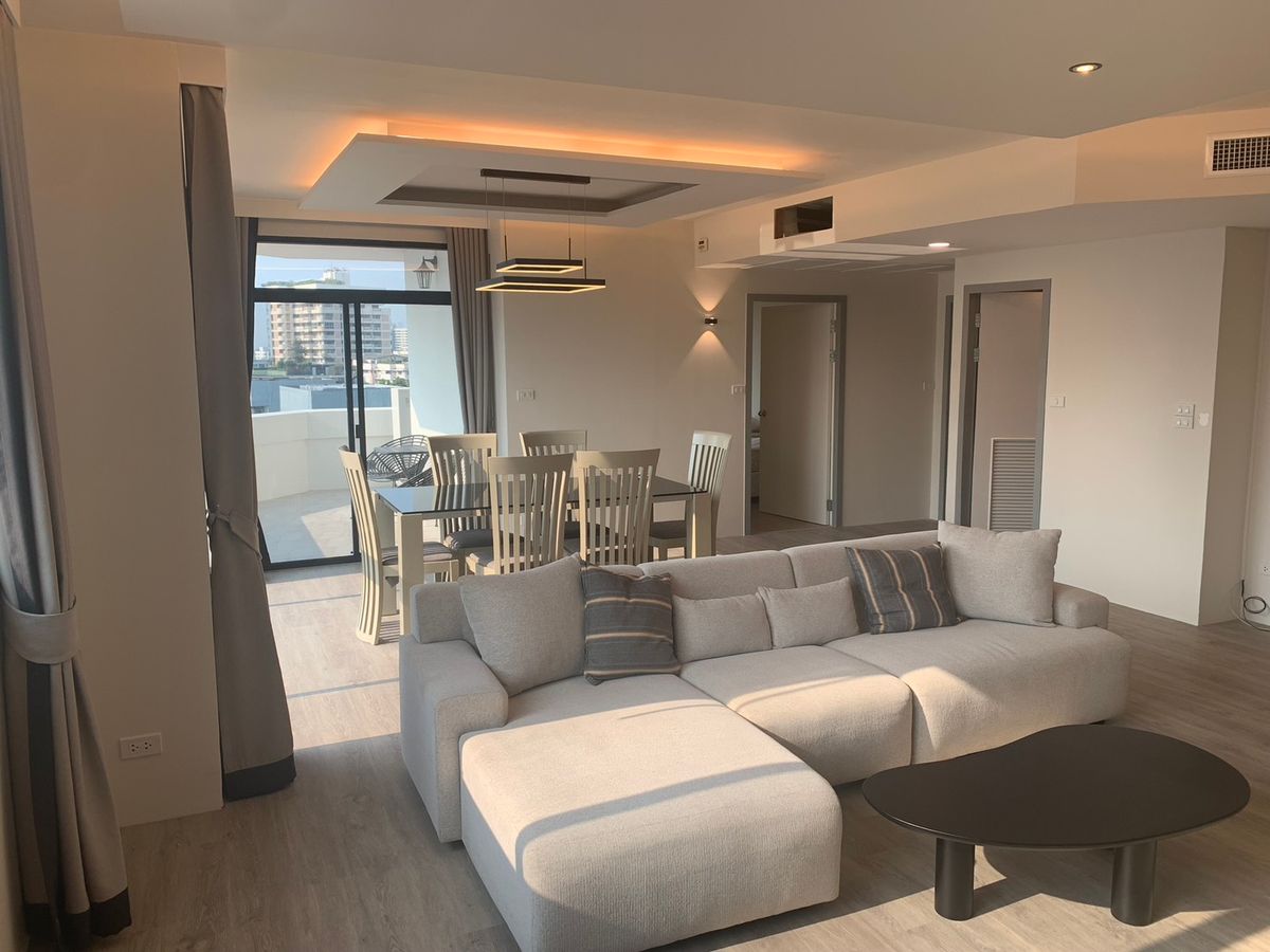 ให้เช่าคอนโดสุขุมวิท อโศก ทองหล่อ : RENT 🦮🐈 (2 bed 137 Sqm) 65,000 THB Negotiable - Pet Friendly @Sukhumvit 49