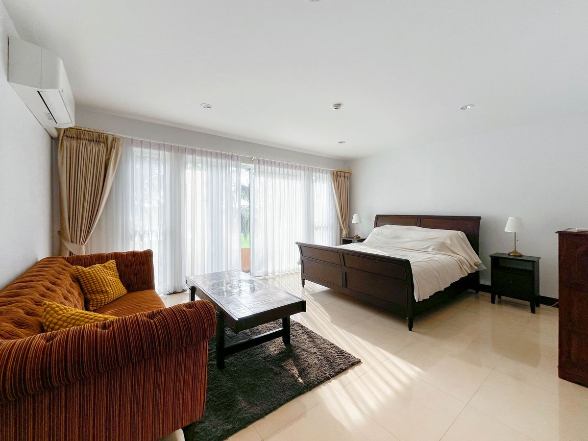 ขายบ้านพัทยา บางแสน ชลบุรี สัตหีบ : ขายวิลล่าชั้นเดียว Green Olive Villa Amata Spring Golf 3 ห้องนอน ริมสนามกอล์ฟ การีนตีบรรยากาศดีแน่นอน [SHNH00012]