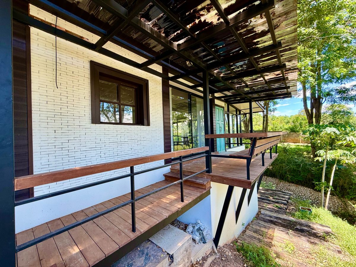 ขายบ้านปากช่อง เขาใหญ่ : ขายบ้านเดี่ยว พักตากอากาศ เขาใหญ่ เหวปลากั้ง  ขนาด 126 ตร.วา พื้นที่ใช้สอย 300 ตร.เมตร