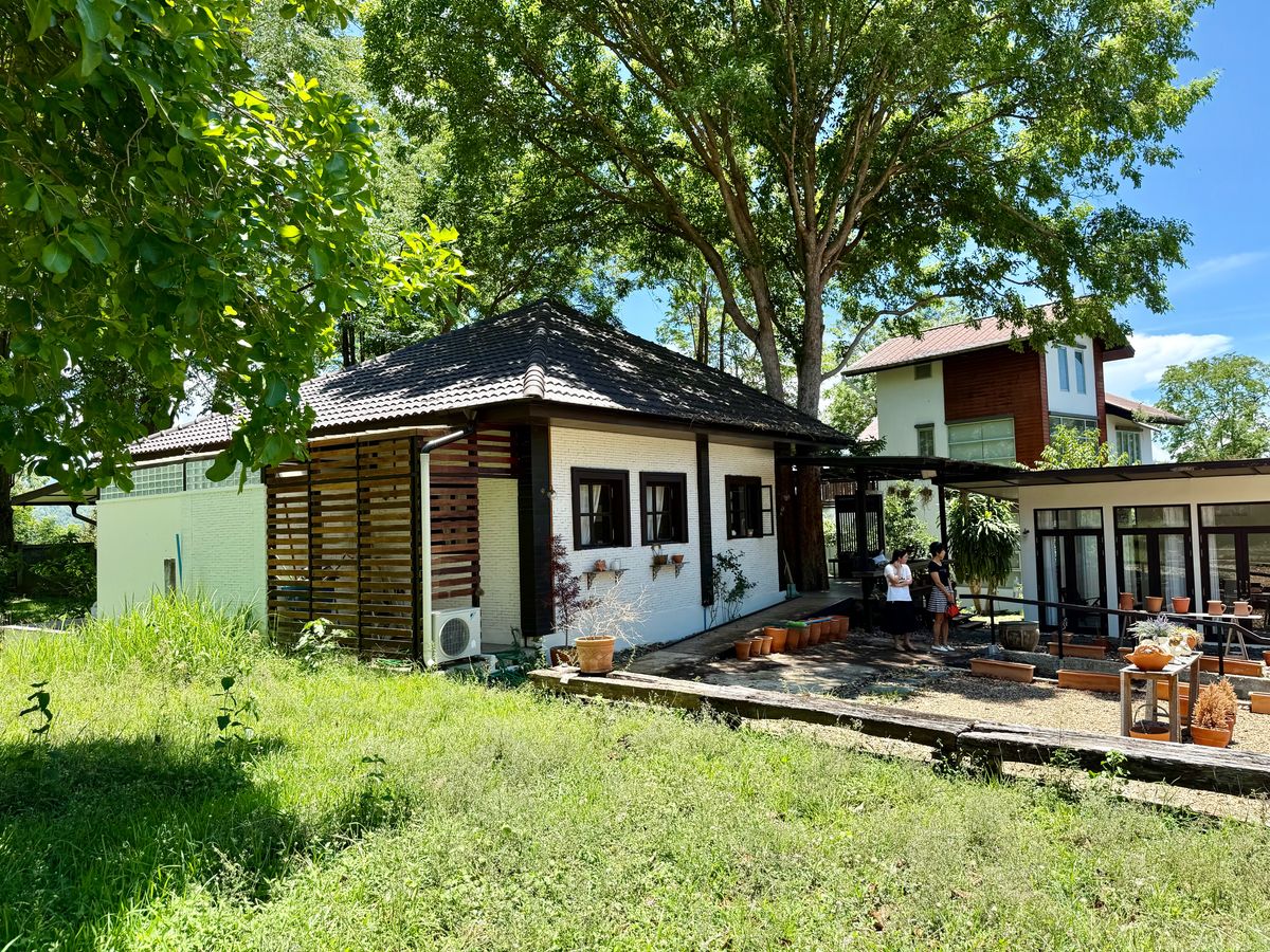 ขายบ้านปากช่อง เขาใหญ่ : ขายบ้านเดี่ยว พักตากอากาศ เขาใหญ่ เหวปลากั้ง  ขนาด 126 ตร.วา พื้นที่ใช้สอย 300 ตร.เมตร