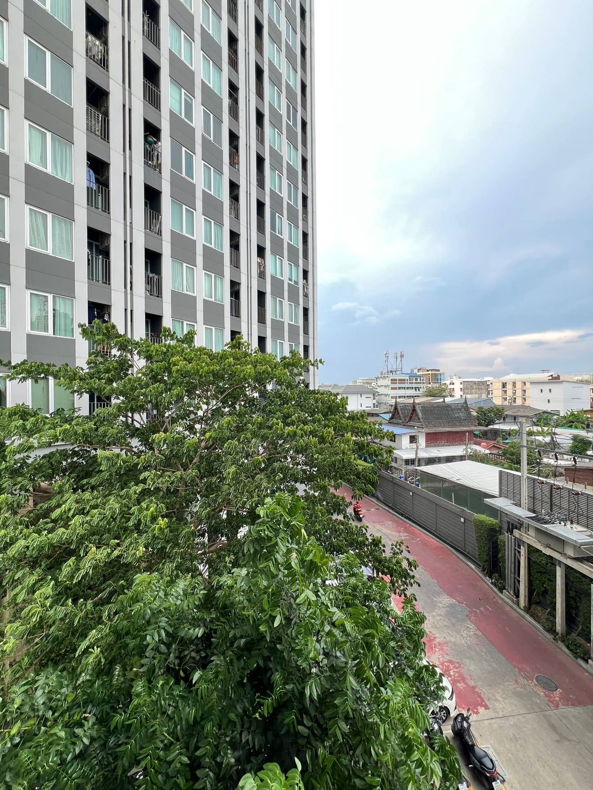 ให้เช่าคอนโดรัชดา ห้วยขวาง : ให้เช่า ✨ Chapter One Eco Ratchada - Huai Khwang ✨ เฟอร์นิเจอร์ และ เครื่องใช้ไฟฟ้าครบ ใกล้ MRT ห้วยขวาง