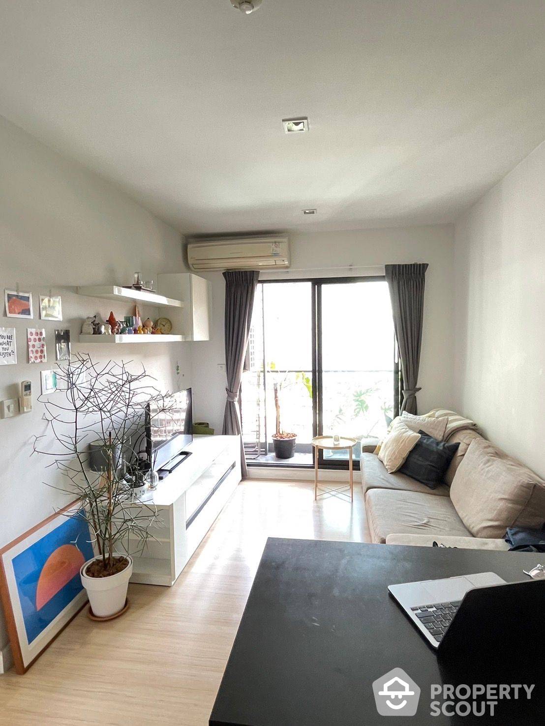 For SaleCondoSathorn, Narathiwat : 1-BR Condo at The Seed Mingle Sathorn-Suanplu near BTS Sala Daeng