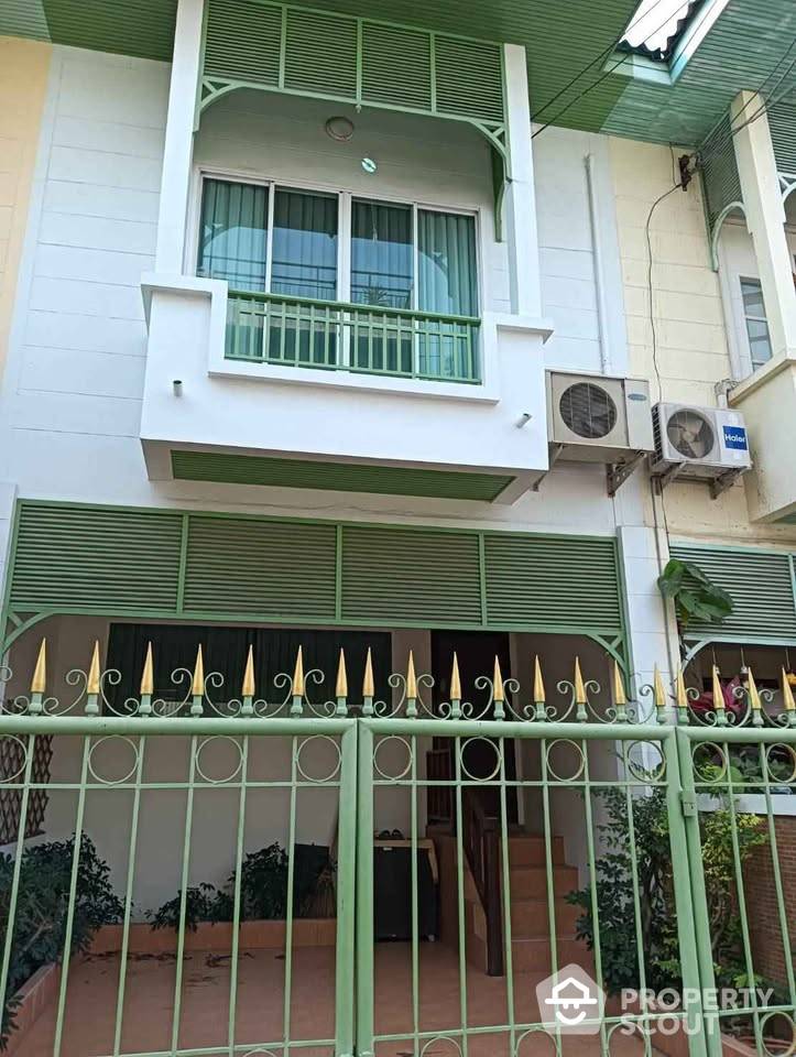 For SaleTownhomeHuahin, Prachuap Khiri Khan, Pran Buri : 2-BR Townhouse close to Raruk Hua Hin