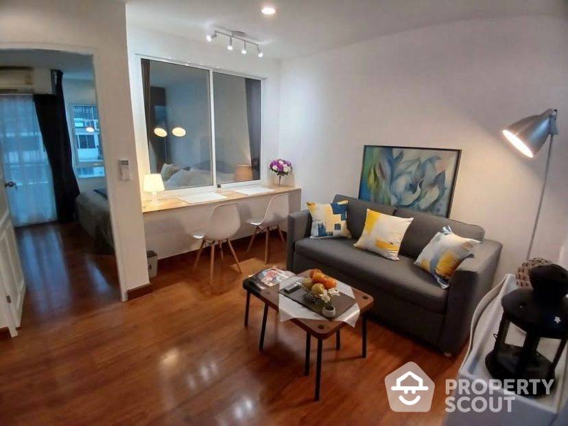 For SaleCondoSilom, Saladaeng, Bangrak : 1-BR Condo at Surawong City Resort Condominium near MRT Sam Yan