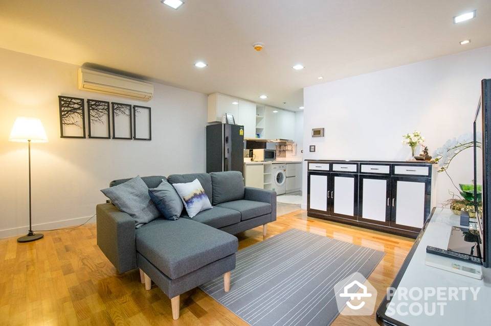 For SaleCondoSilom, Saladaeng, Bangrak : 1-BR Condo at Quad Silom Condominium near MRT Sam Yan