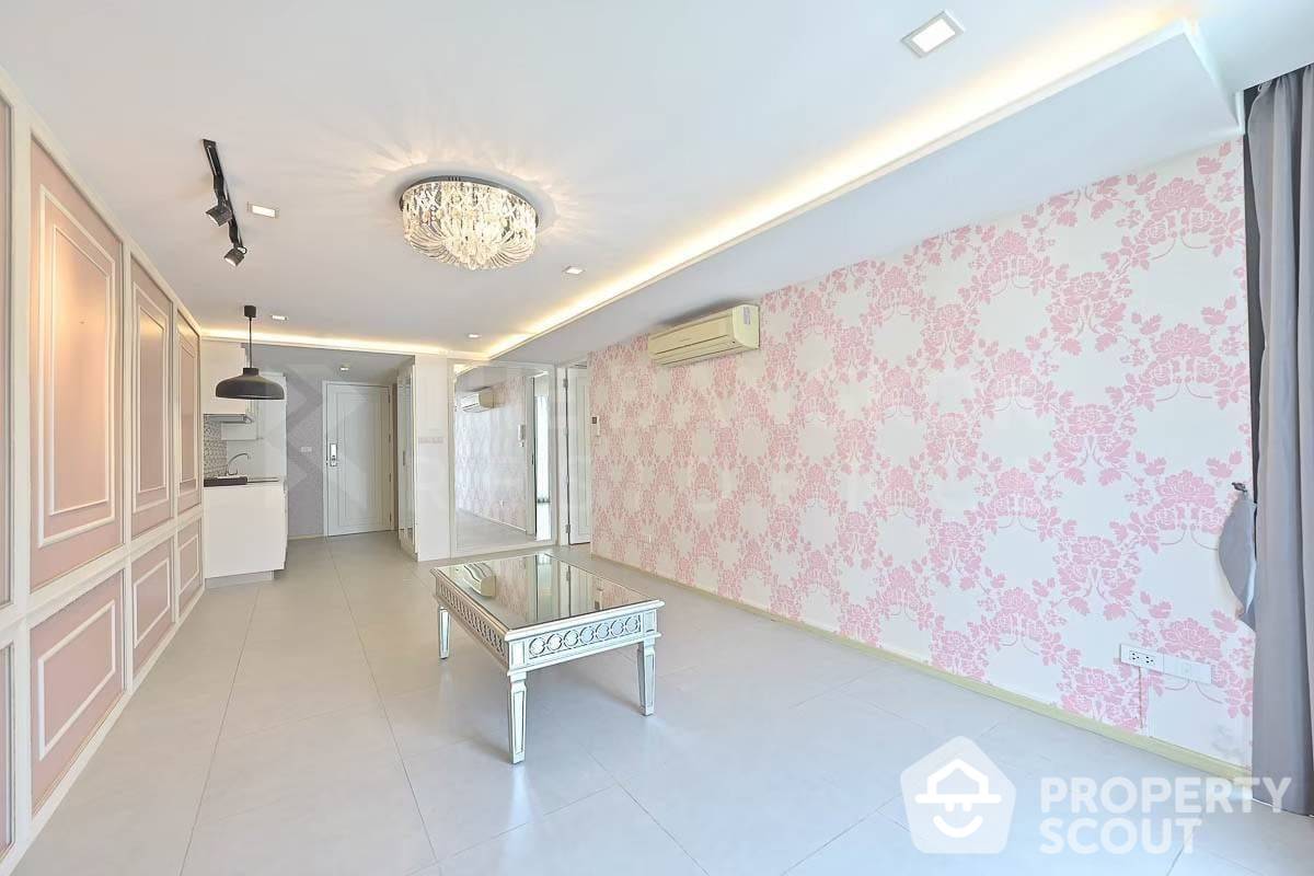 ขายคอนโดวิทยุ ชิดลม หลังสวน : คอนโด 1-ห้องนอน ที่ โซซิโอ ร่วมฤดี ใกล้ BTS นานา