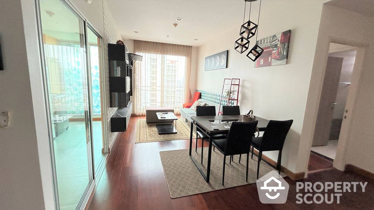 For SaleCondoSathorn, Narathiwat : 2-BR Condo at Supalai Lite Sathorn-Charoenrat in Bang Khlo