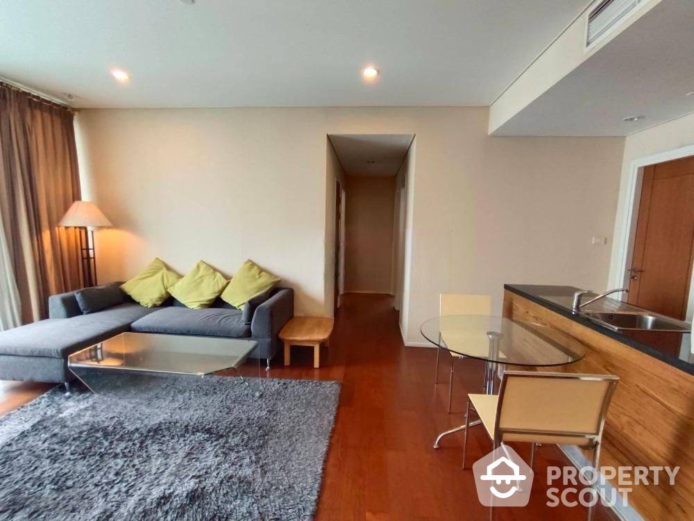 For SaleCondoSukhumvit, Asoke, Thonglor : 2-BR Condo at Wind Sukhumvit 23 near BTS Asok