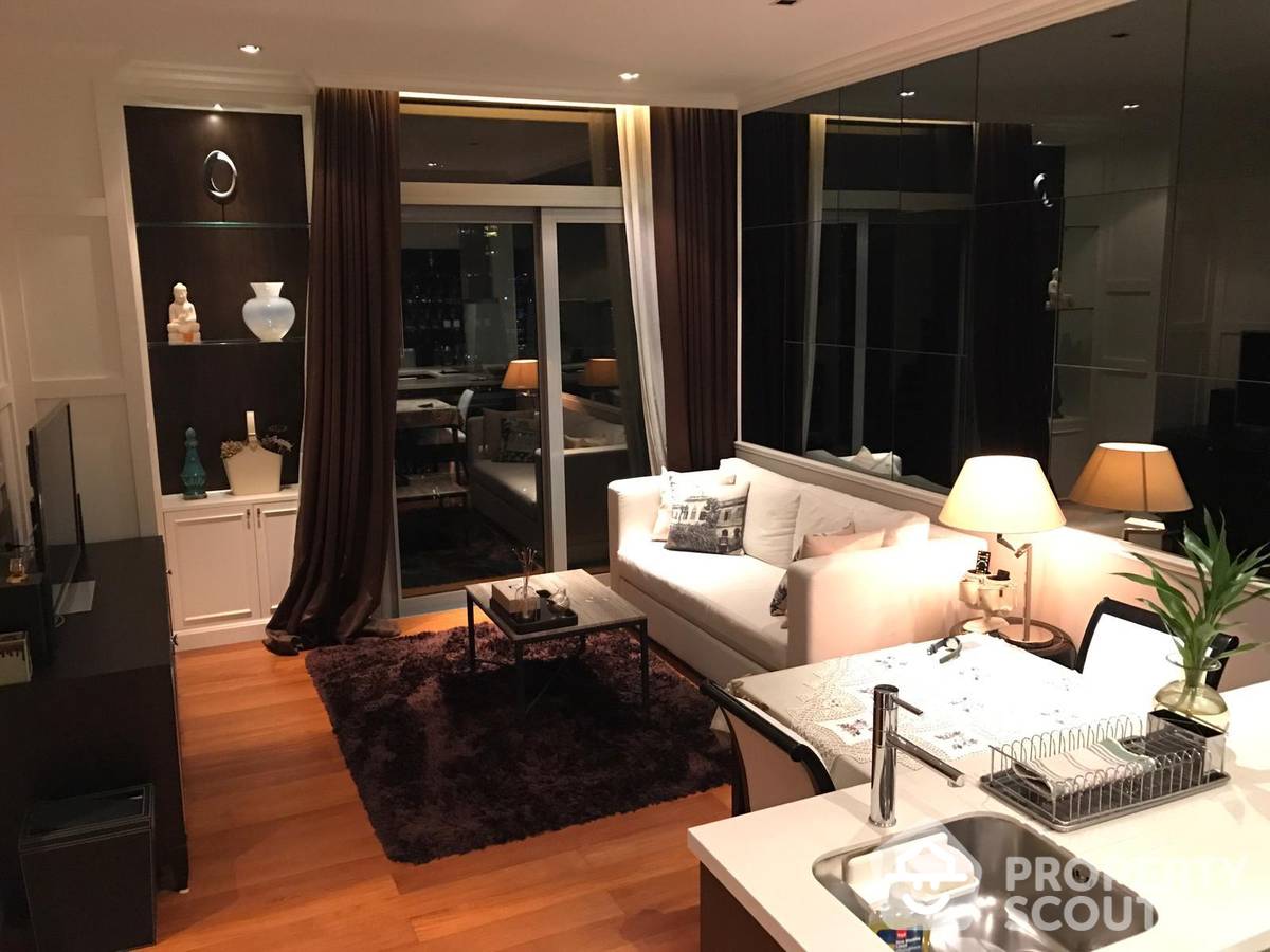 ขายคอนโดวิทยุ ชิดลม หลังสวน : คอนโด 1-ห้องนอน ที่ โอเรียนเต็ล เรสซิเดน ใกล้ BTS เพลินจิต
