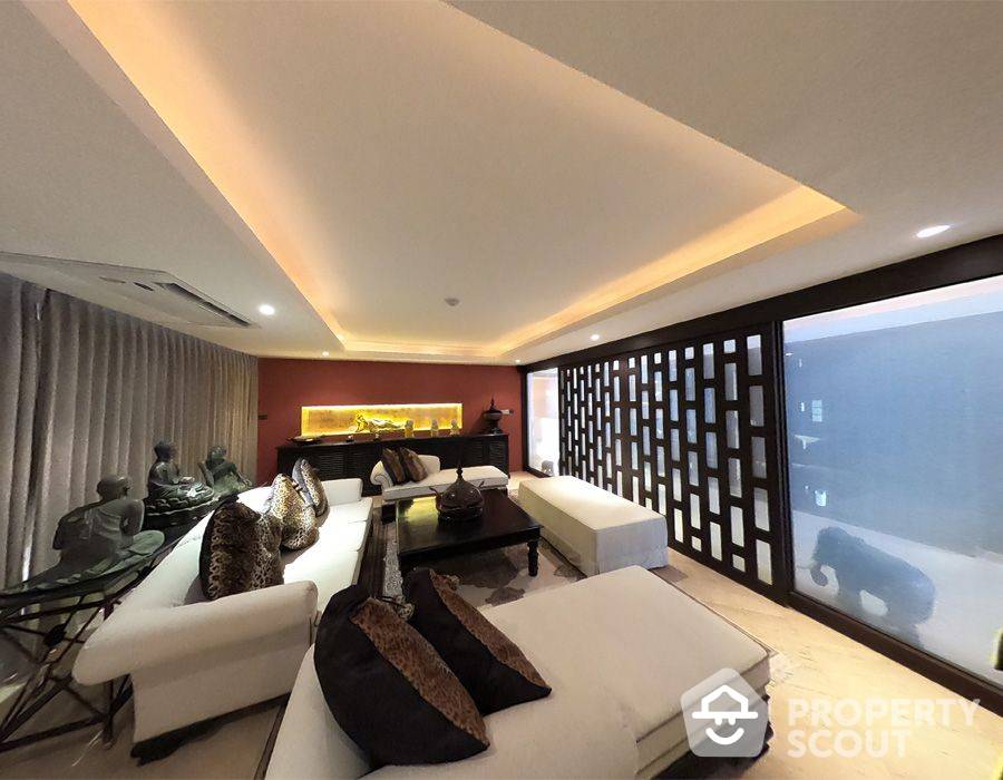 For SaleCondoSukhumvit, Asoke, Thonglor : 4-BR Condo at Lake Avenue Sukhumvit 16 near BTS Asok