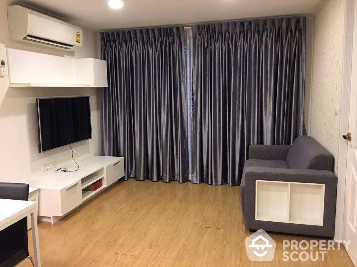 For SaleCondoYaowarat, Banglamphu : 2-BR Condo at The Prague Condominium close to Bang Lamphu