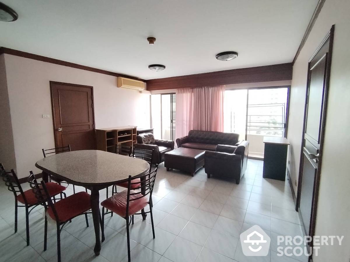 For RentCondoSukhumvit, Asoke, Thonglor : 2-BR Condo at Saranjai Mansion Condominium near BTS Nana
