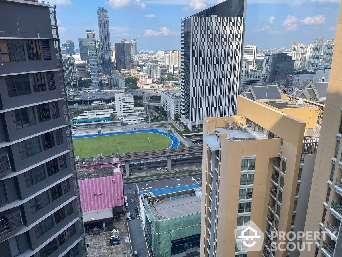 ขายคอนโดพระราม 9 เพชรบุรีตัดใหม่ RCA : คอนโด 2-ห้องนอน ที่ ไอดีโอ โมบิ อโศก ใกล้ MRT เพชรบุรี