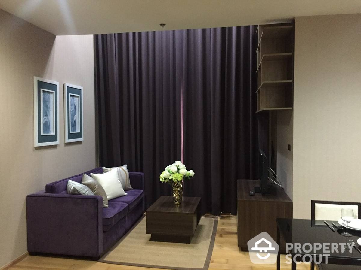 For SaleCondoWongwianyai, Charoennakor : 2-BR Condo at Fuse Sathorn-Taksin near BTS Wongwian Yai