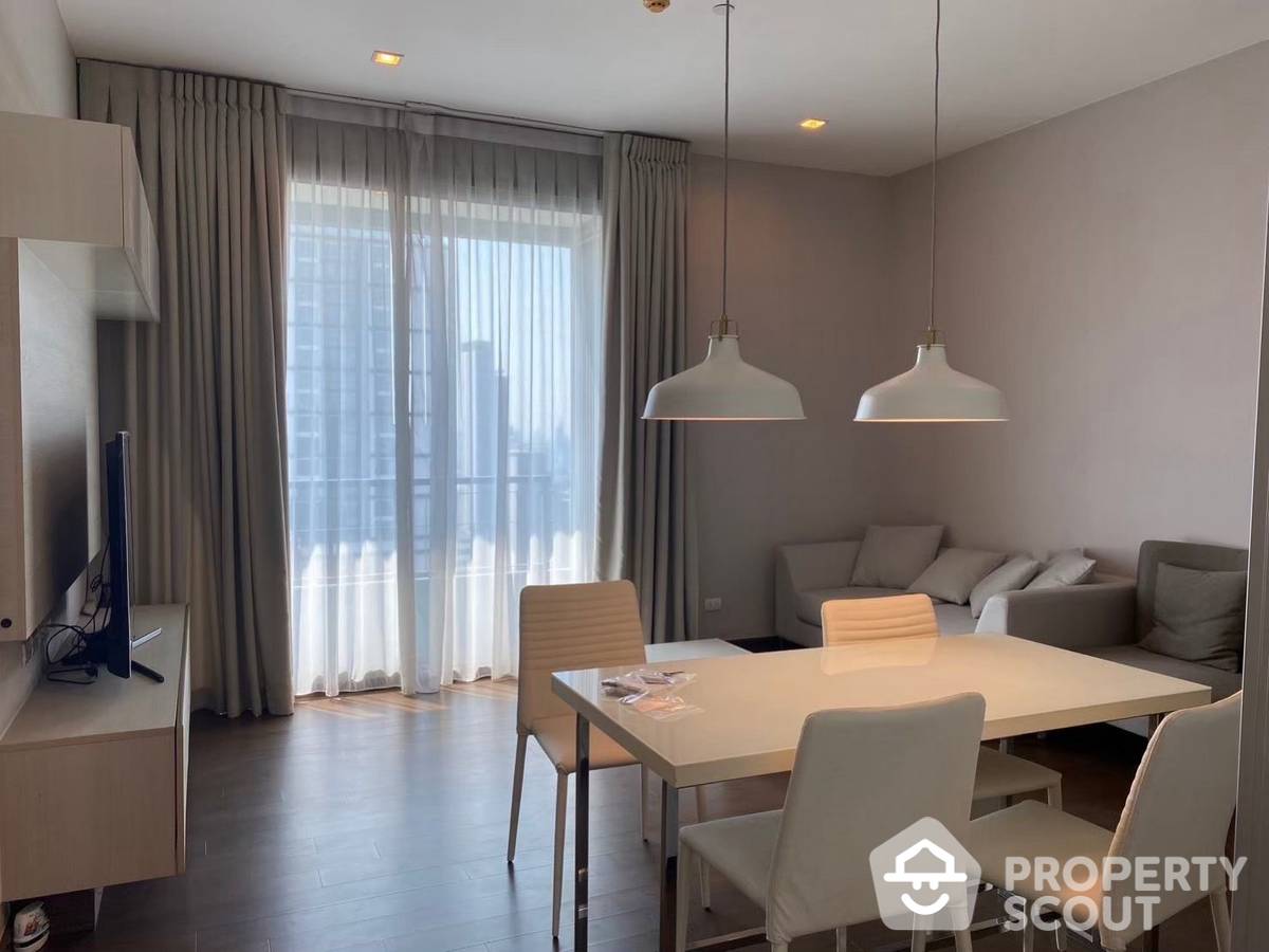 For RentCondoRama9, Petchburi, RCA : 3-BR Condo at Q Asoke near MRT Phetchaburi