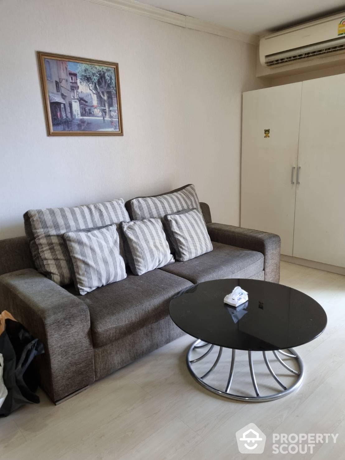 For SaleCondoRama9, Petchburi, RCA : 1-BR Condo at My Resort Bangkok Condominium near MRT Phetchaburi