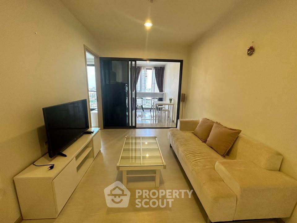 For SaleCondoSukhumvit, Asoke, Thonglor : 1-BR Condo at Rhythm Sukhumvit 42 near BTS Ekkamai