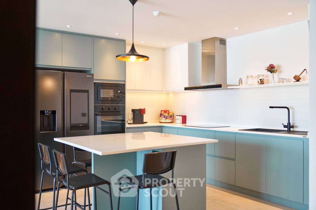 For SaleCondoSapankwai,Jatujak : 3-BR Condo at JC Tower Thong Lor close to Phrom Phong