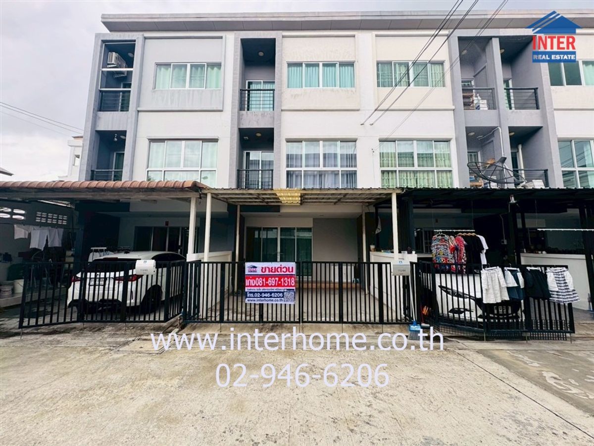 ขายทาวน์โฮมสมุทรปราการ สำโรง : ทาวน์โฮม 3 ชั้น 16.3 ตร.ว. หมู่บ้านลุมพินีทาวน์ วิลล์ ติดสถานีรถไฟฟ้า ศรีแบริ่ง ซอยศรีด่าน18 ถนนศรีนครินทร์ ถนนบางนาตราด บางพลี สมุทรปราการ