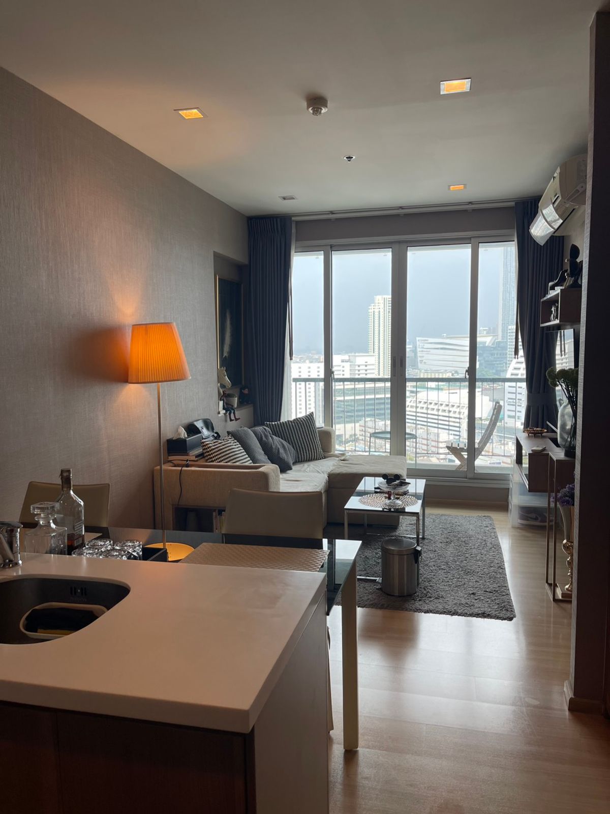 For RentCondoSathorn, Narathiwat : Rhythm Sathorn, River View, 45 sqm.