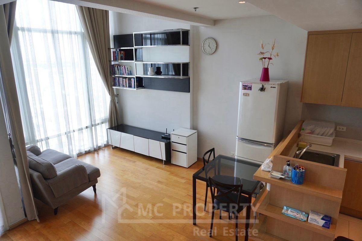 ขายคอนโดราชเทวี พญาไท : Villa Rachatewi 1 ห้องนอน 70sqm ดูเพล็กซ์ 20fl ++ ขายเพียง 9.79MB กรุณาติดต่อ 0816878954