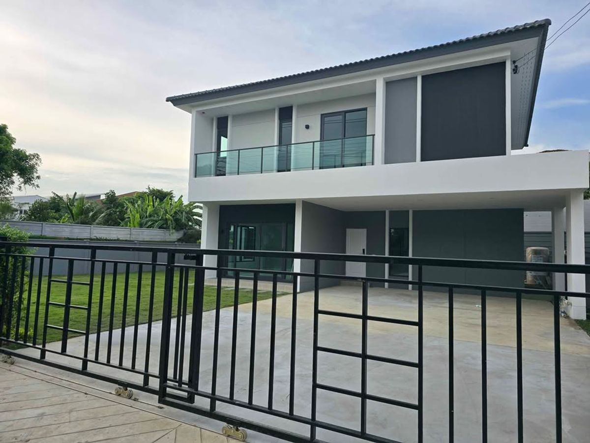 For RentTownhomeVipawadee, Don Mueang, Lak Si : Home Office 3 -story building near Don Mueang Airport, Red Line