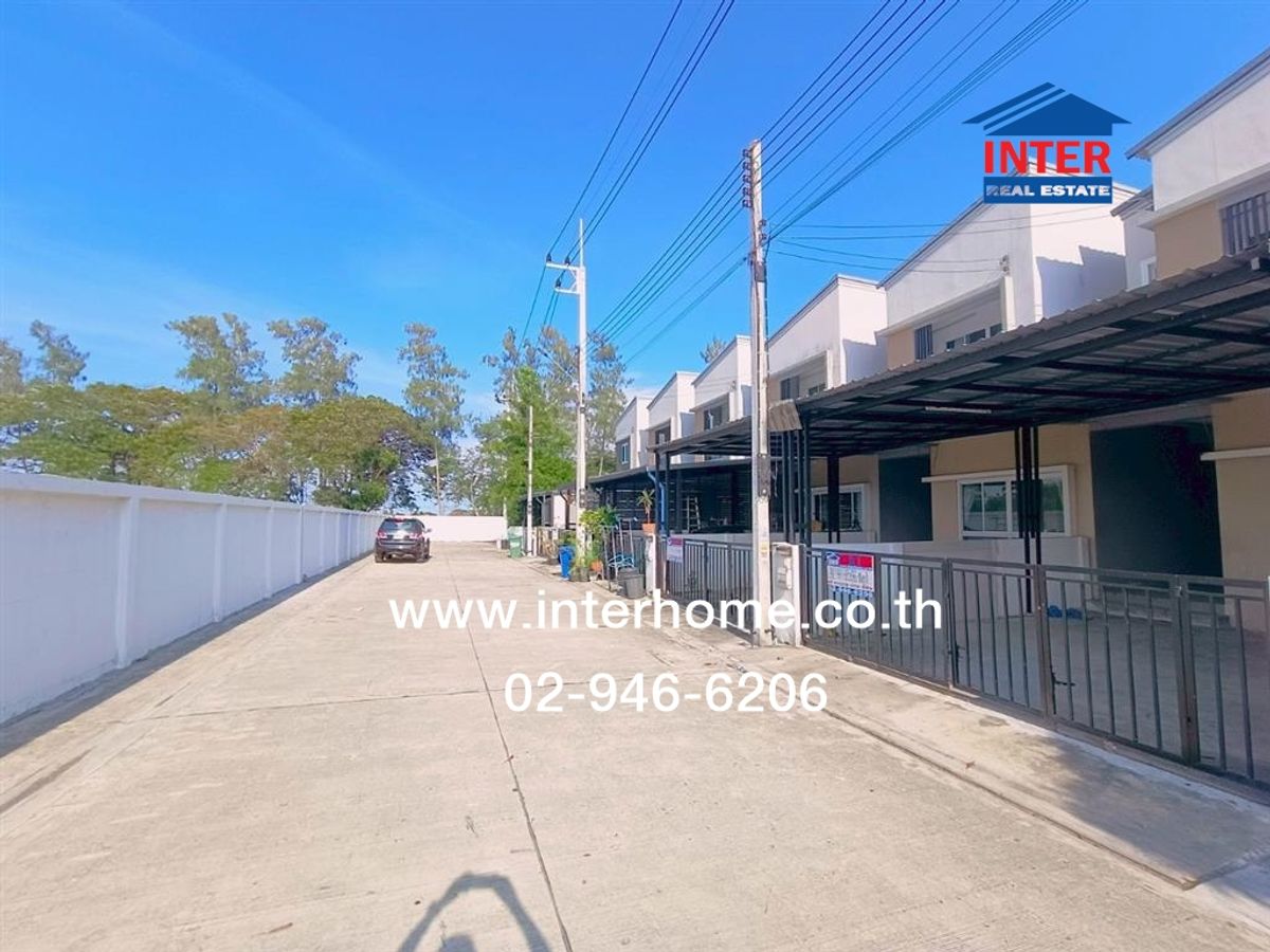 For SaleTownhomePathum Thani,Rangsit, Thammasat : 2-story townhouse 28.8 sq.w. Village Village, Lam Luk Ka Khlong 7, Lam Luk Ka Municipality Road 3, Lam Luk Ka Road, Rangsit-Nakhon Nayok Road, Lam Luk Ka Pathum Thani