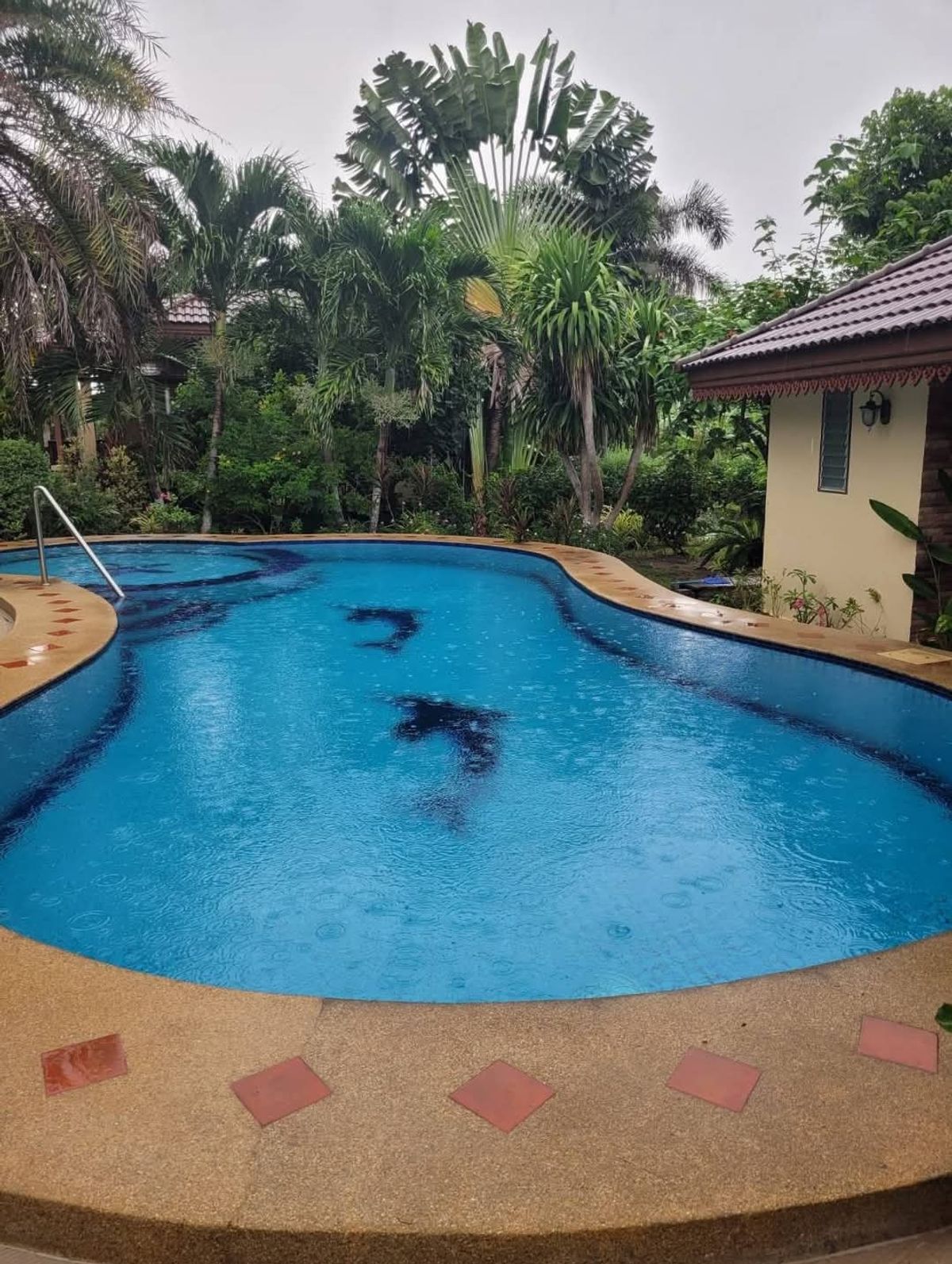 ขายที่ดินหัวหิน ประจวบคีรีขันธ์ : ขายบ้าน One Village สไตล์รีสอร์ท 5 หลัง ที่ดิน 6-3-67 ไร่ หัวหิน อ.เมือง จ. ประจวบฯ ราคาคุ้มมาก