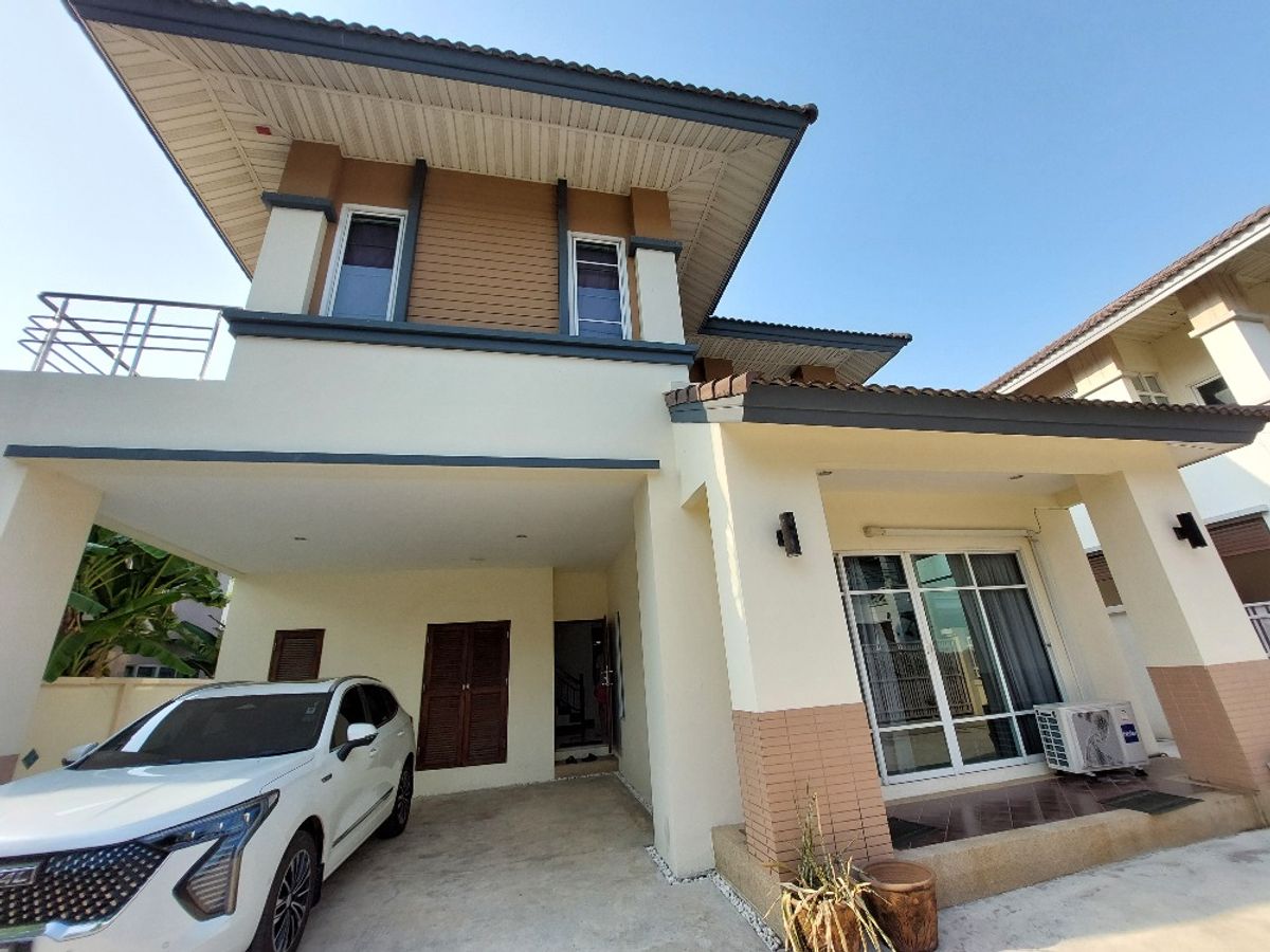 For RentHouseLadprao101, Happy Land, The Mall Bang Kapi : 2 -storey detached house for rent, Soi Pho Kaew Ladprao 101, 85 square wah, beautiful house, 5 air conditioners near The Mall Bangkapi