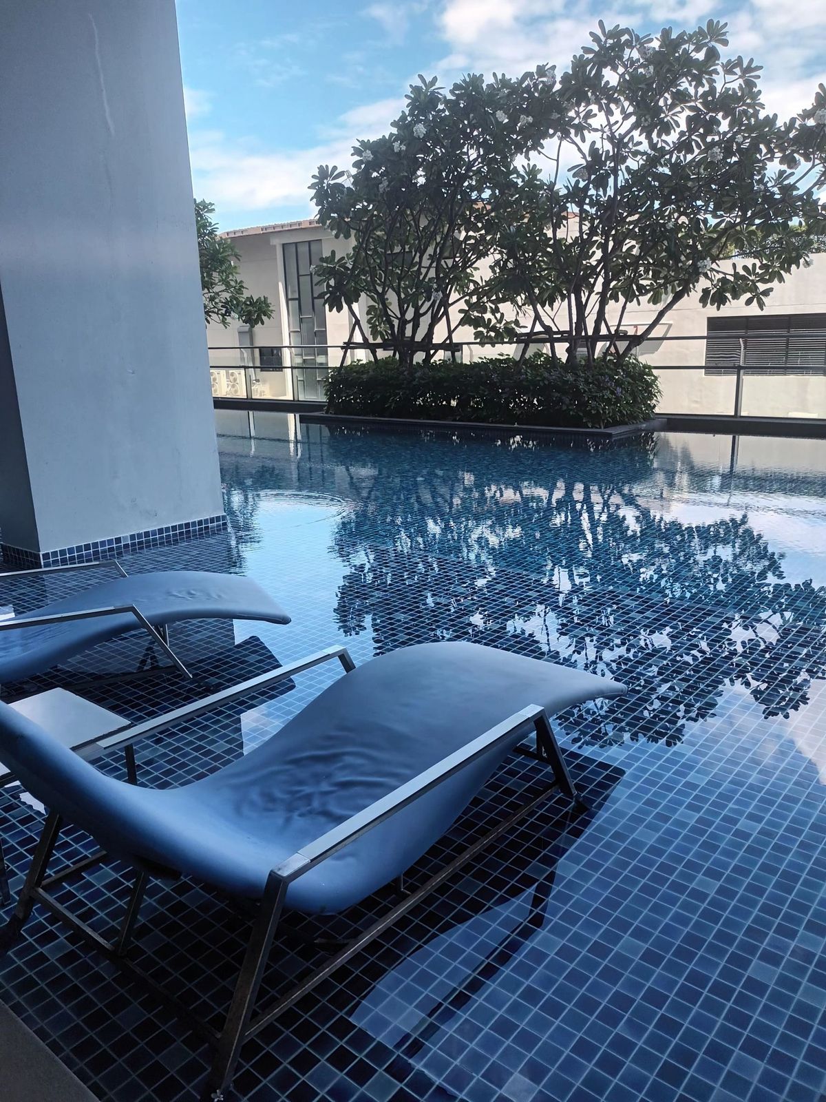 ขายคอนโดหัวหิน ประจวบคีรีขันธ์ : ขาย คอนโด หัวหิน บ้านเคียงฟ้า ชั้นสูง วิวทะเล วิวโปร่ง ไม่บังวิว ขายต่ำกว่าราคาประเมิน เครือ แสนสิริ