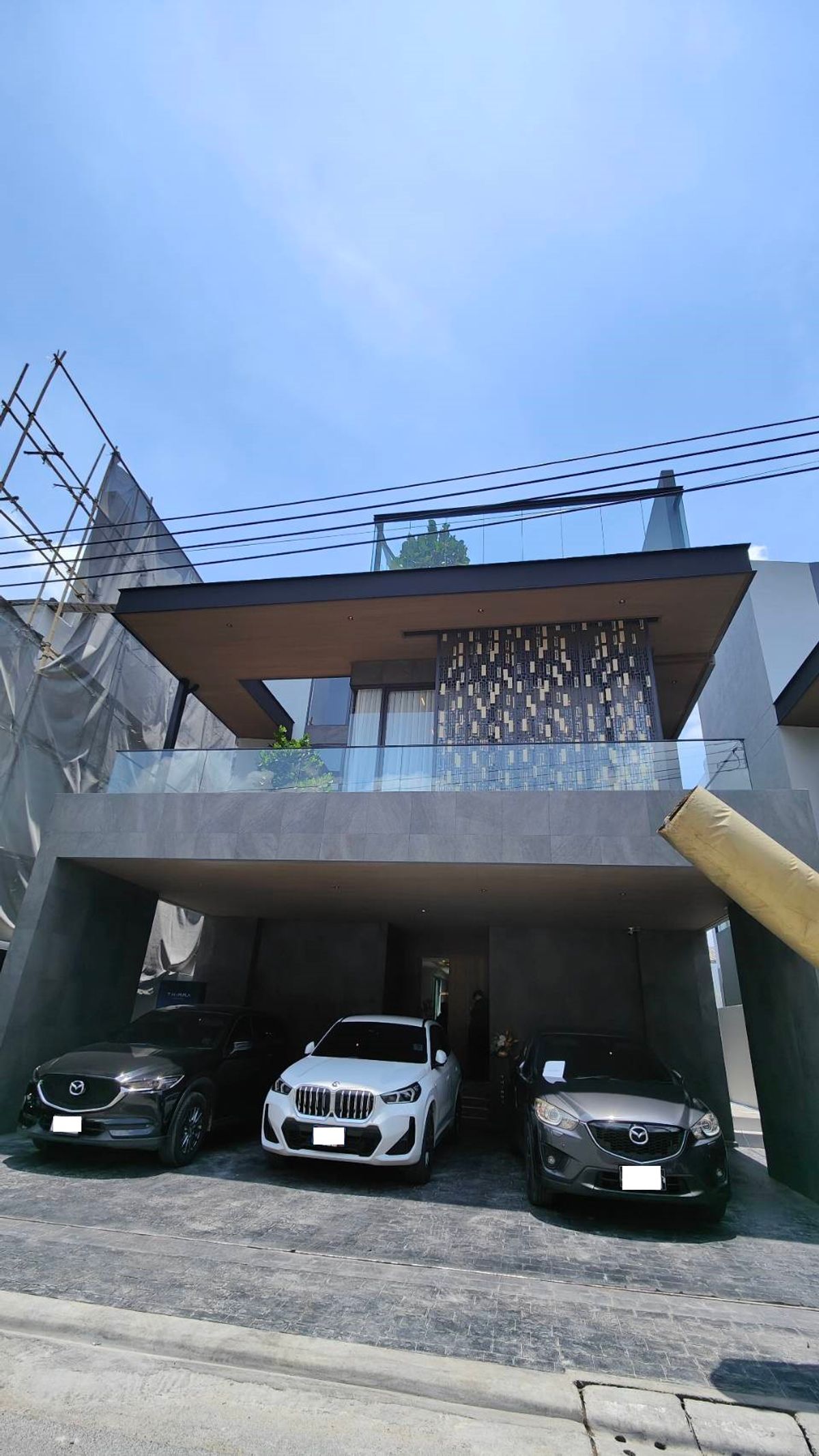 ขายบ้านโชคชัย4 ลาดพร้าว71 : บ้านเดี่ยว 3 ชั้น + สระว่ายน้ำ ซอยลาดพร้าว 41 แขวงจันทรเกษม เขตจตุจักร กรุงเทพมหานคร 
