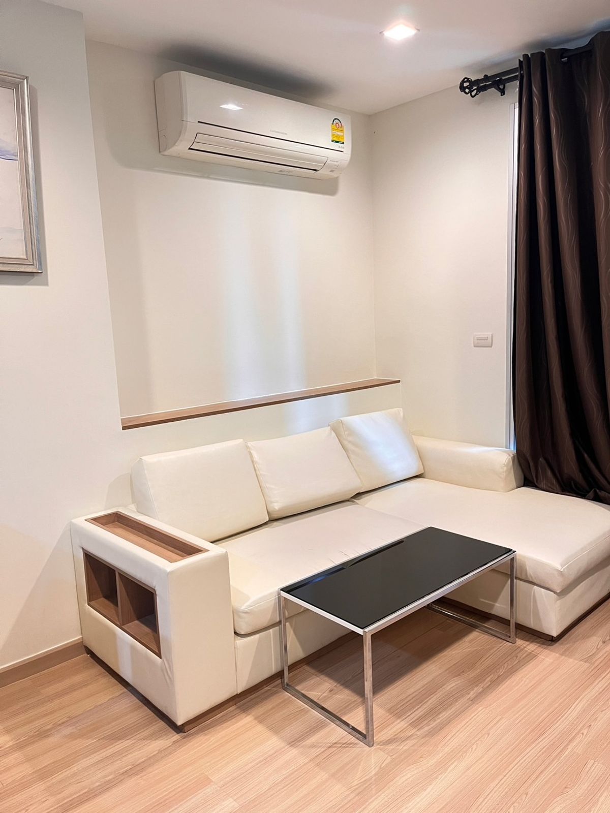 For RentCondoRatchadapisek, Huaikwang, Suttisan : Rhythm Ratchada-Huaikhwang 1 Bedroom 45.2 sq.m. For rent only 20,000 baht/month. Contact 0968623850 🏡