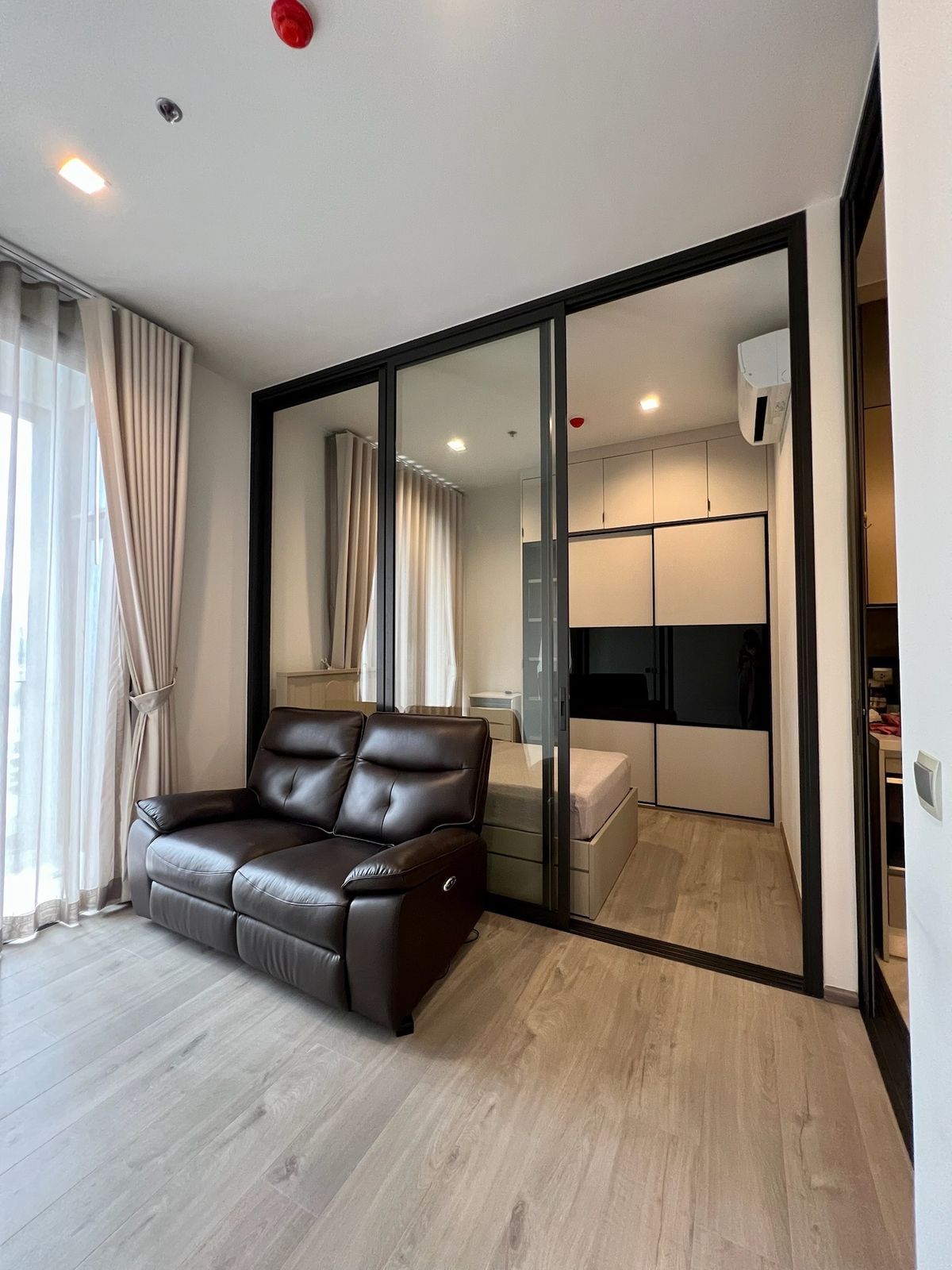 For RentCondoRatchathewi,Phayathai : 🔥 Dont miss it! The Address Siam-Ratchathewi 1 bedroom 35 sq.m. For rent only 30,000 baht/month. Contact 0968623850 🔥