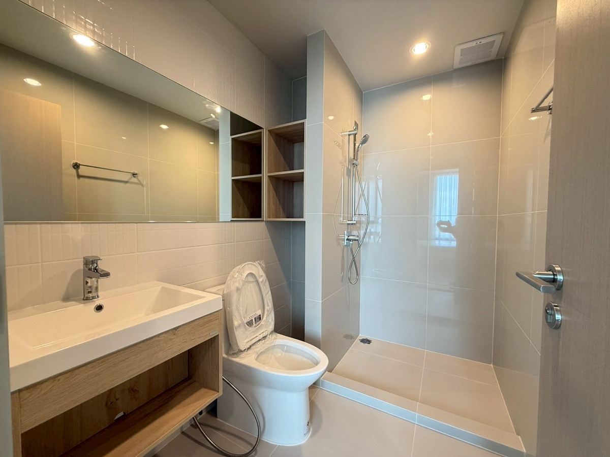 For RentCondoBangna, Bearing, Lasalle : FOR RENT	NUE MEGA PLUS BANGNA Condominium