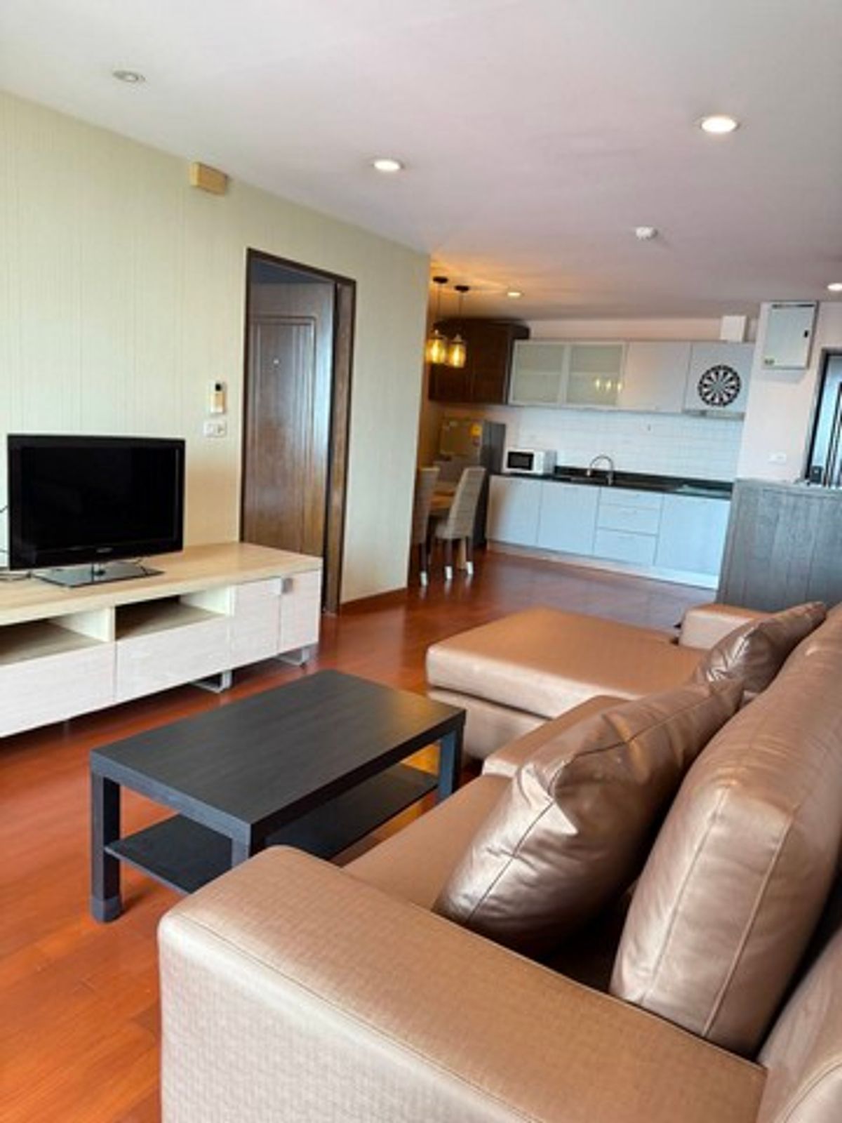 ให้เช่าคอนโดพัฒนาการ ศรีนครินทร์ : ด่วน! ให้เช่า Elite Residence ศรีนครินทร์ 5 ห้องสวย รีโนเวทใหม่ ใกล้รถไฟฟ้าเพียง 300 ม.
