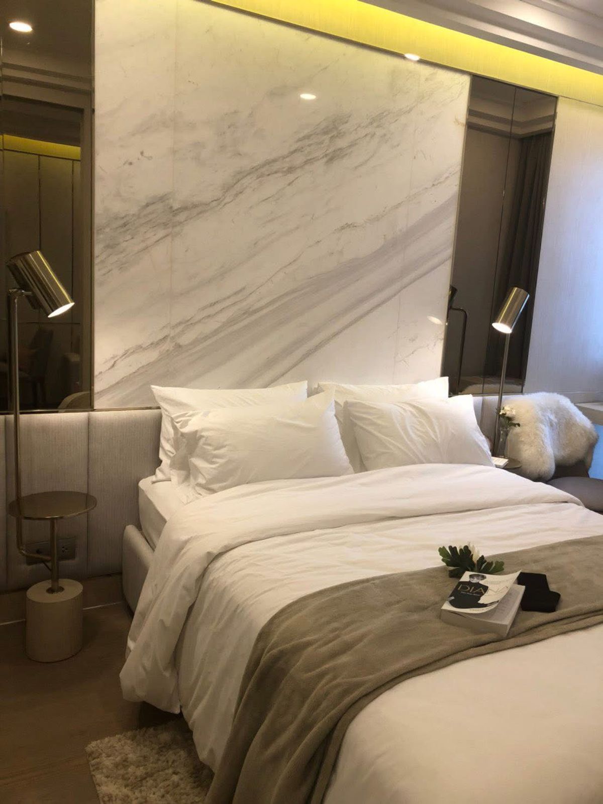 For RentCondoSiam Paragon ,Chulalongkorn,Samyan : ME-336 for rent in luxury condo, Ashton, Chula-Silom, near MRT Sam Yan-Chulalongkorn