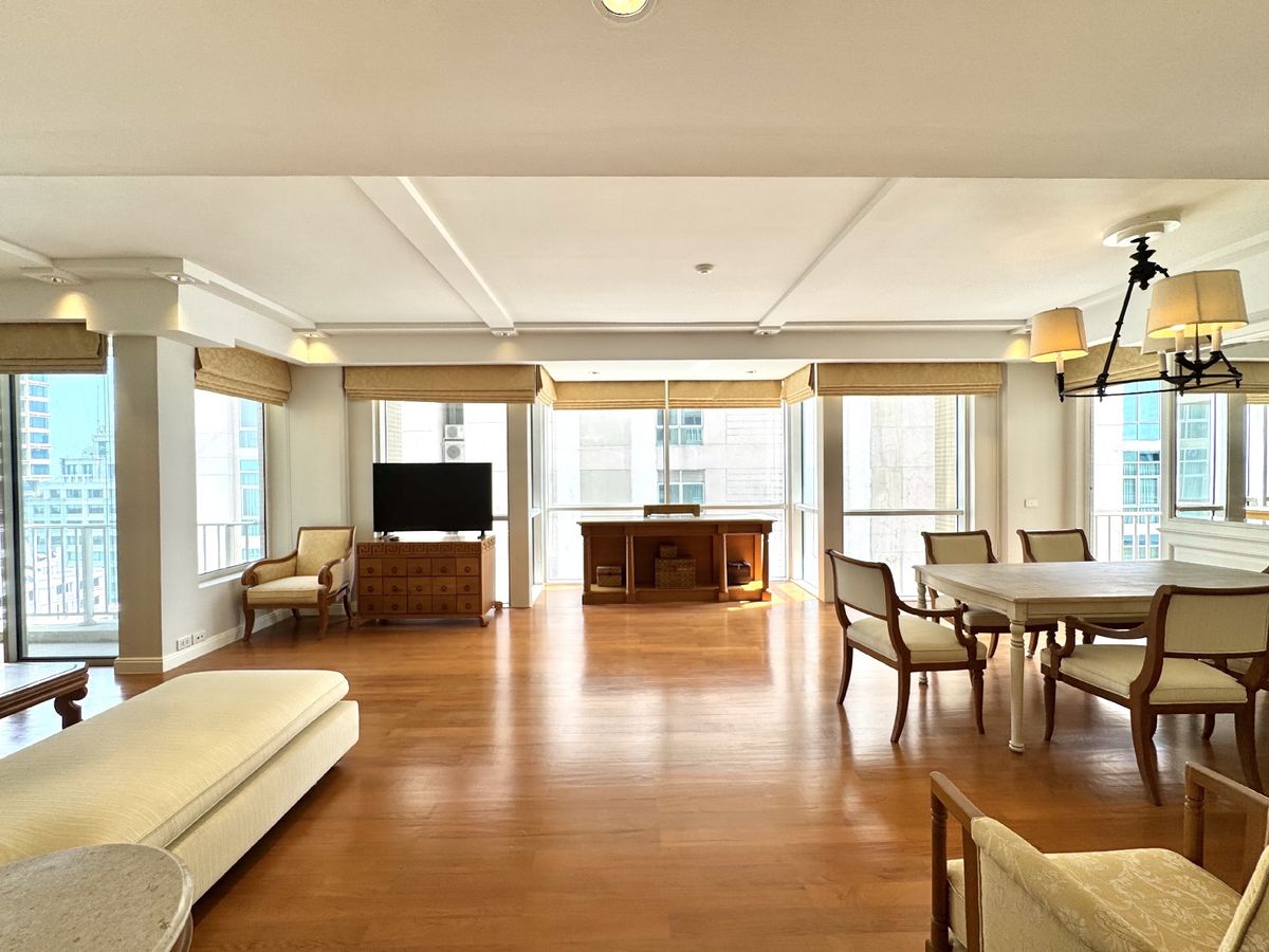 For SaleCondoWitthayu, Chidlom, Langsuan, Ploenchit : URGENT SALE! High Floor 2-Bedroom Condo at Langsuan Ville-Prime Location! ▪️160.83 SQM Ann 086-4982461