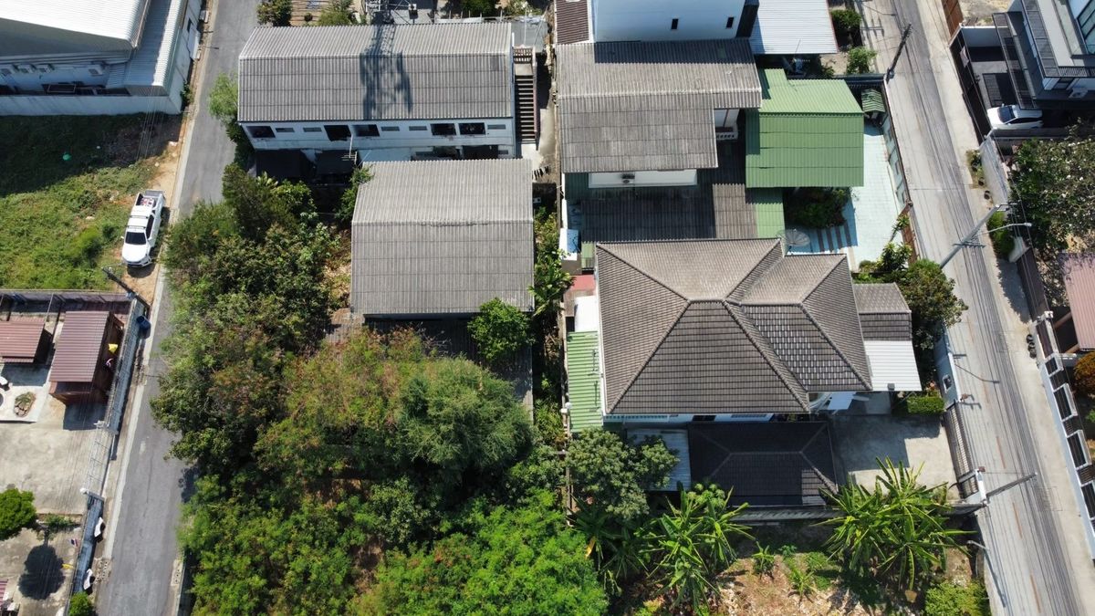 ขายที่ดินนวมินทร์ รามอินทรา : ขายที่ดิน แถมบ้าน 98 ตารางวา ซอย รามอินทรา 8 แยก 3 เชื่อมต่อ มัยลาภ หรือ รามอินทรา 14แยก8 สวยและถูก เพียง 4.99 ลบ.